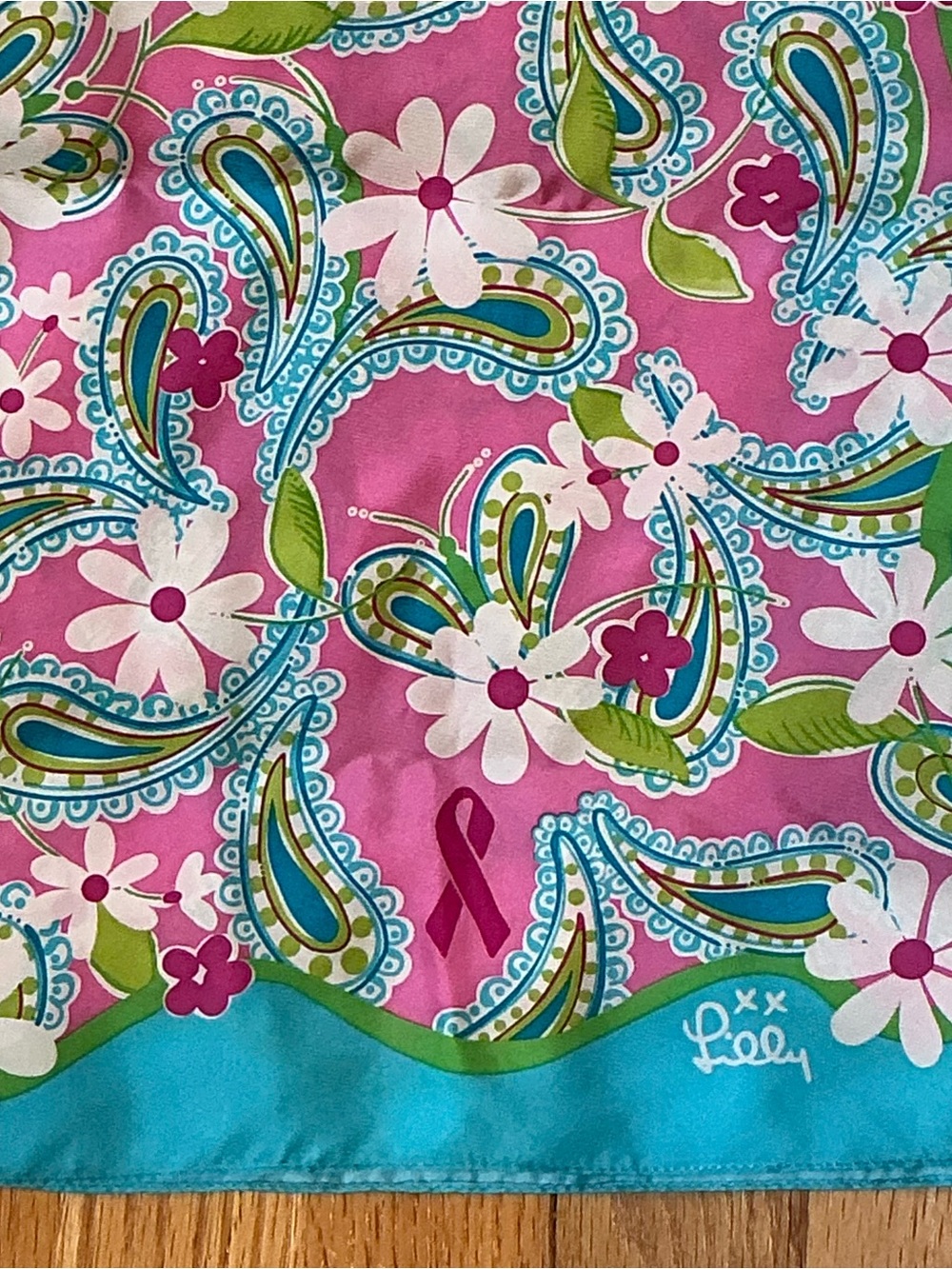 Lilly Pulitzer x Ford Vintage 2004 Silk Scarf Ltd. Edition Breast Cancer Awarene - Picture 10 of 10